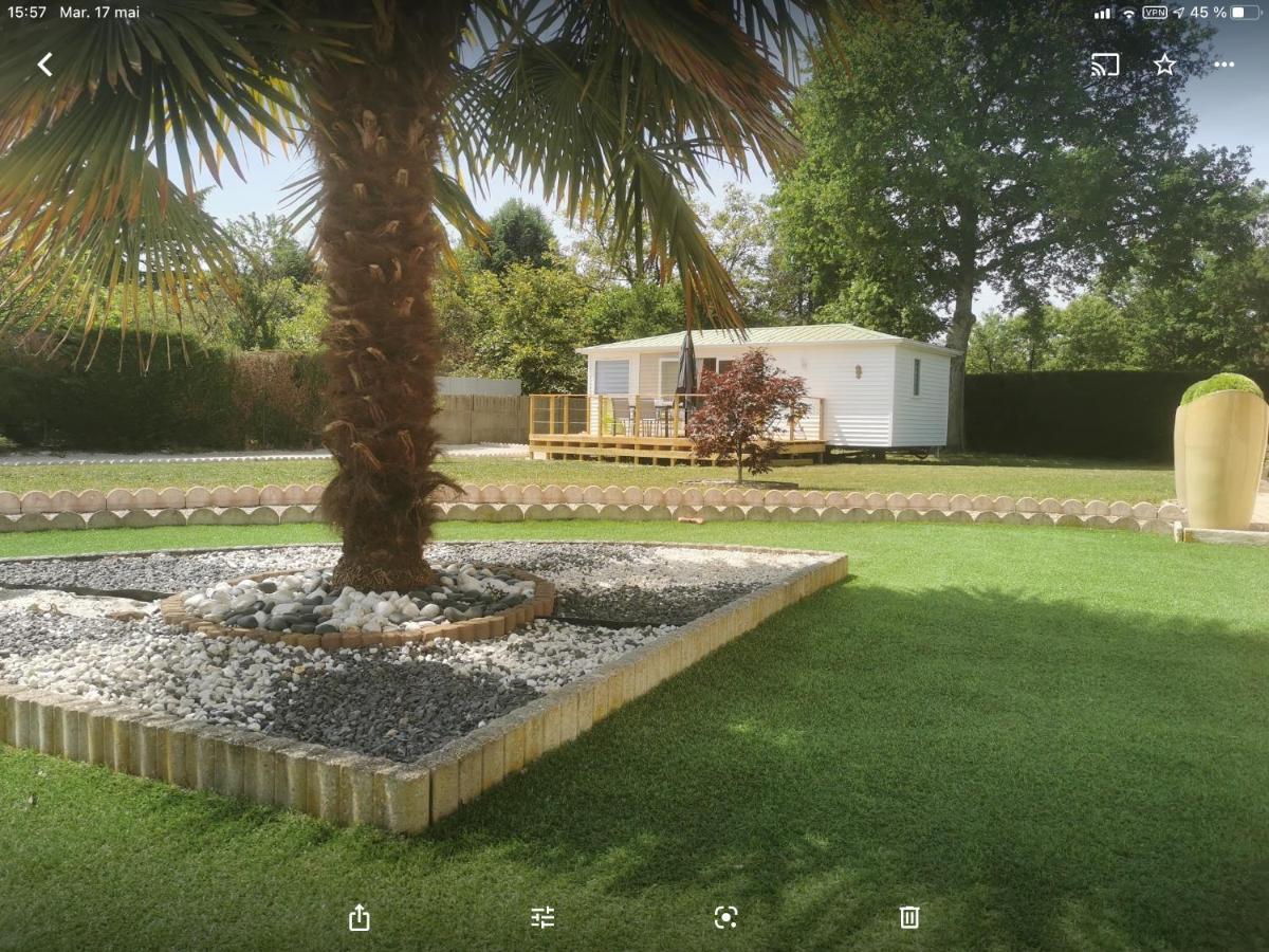 Panda house Villefranche-sur-Cher Exterior foto
