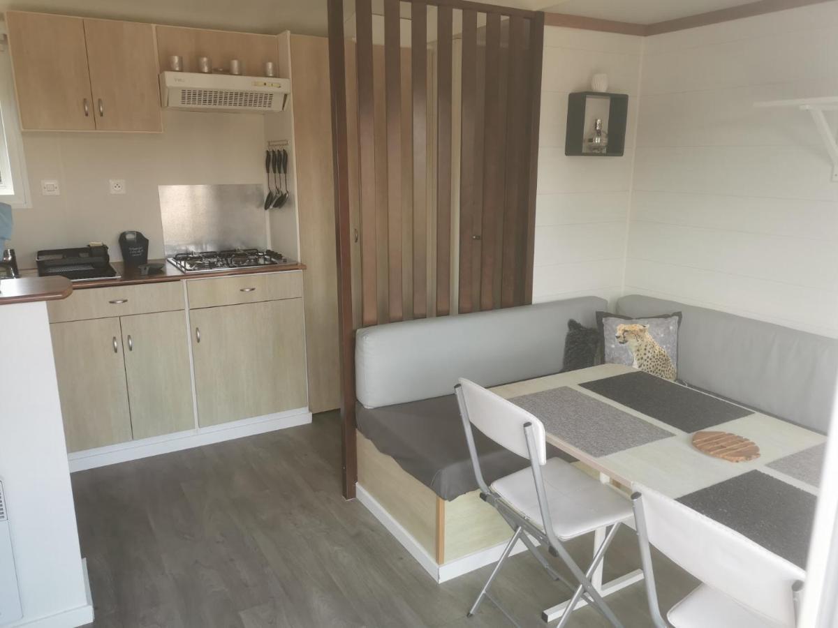 Panda house Villefranche-sur-Cher Exterior foto